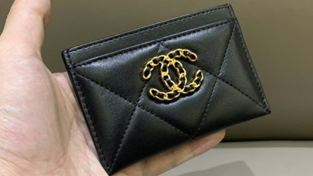 
				Chanel - Wallet
				tegnebøger